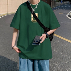 墨绿色