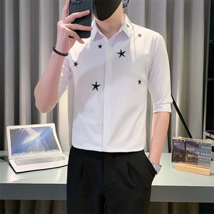 B2166506P502025夏装新潮男五角星刺绣中袖衬衫社会小伙风