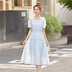 小清新蓝色短袖连衣裙女2025夏季新款轻奢高级感抽绳收腰减龄裙子，女装连衣裙，布芭啦