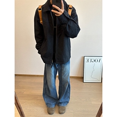 黑色