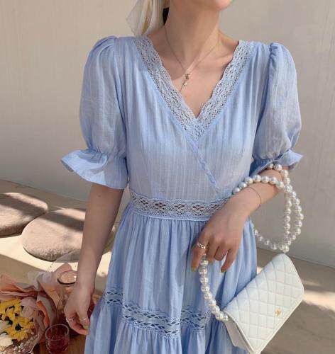 棉布刺绣v领连衣裙，女装连衣裙，新袖