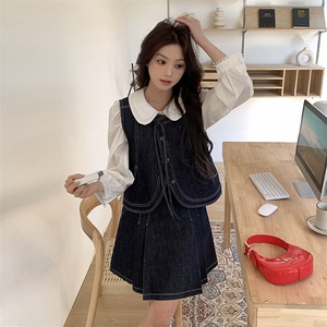 复古学院风蓝色牛仔套装女2025秋季设计感显瘦马甲A字短裙两件套图片