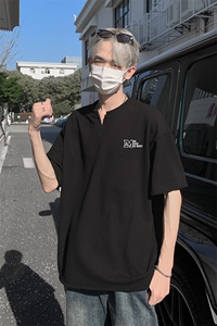 新款抖音直播得物痞帅肌理感V领短袖T7519P26控39图片