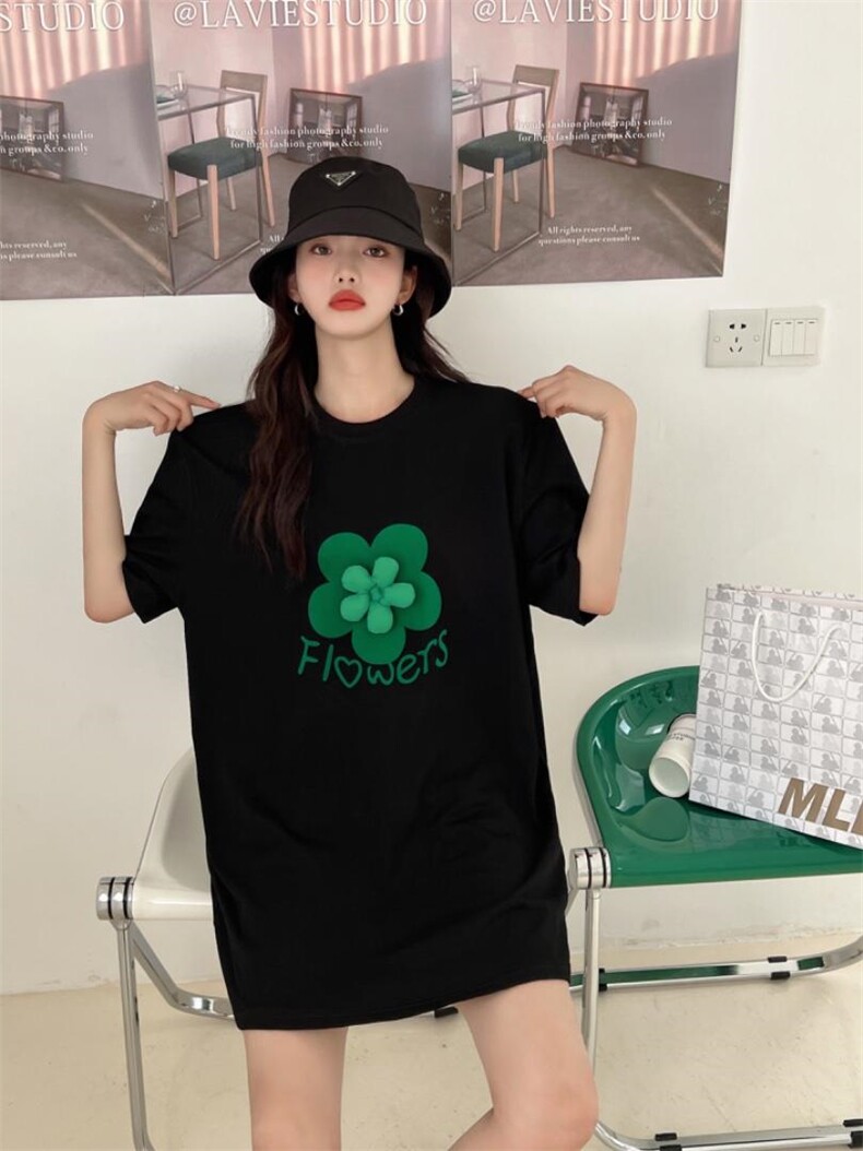 时尚休闲宽松T恤，女装T恤，衣宫主