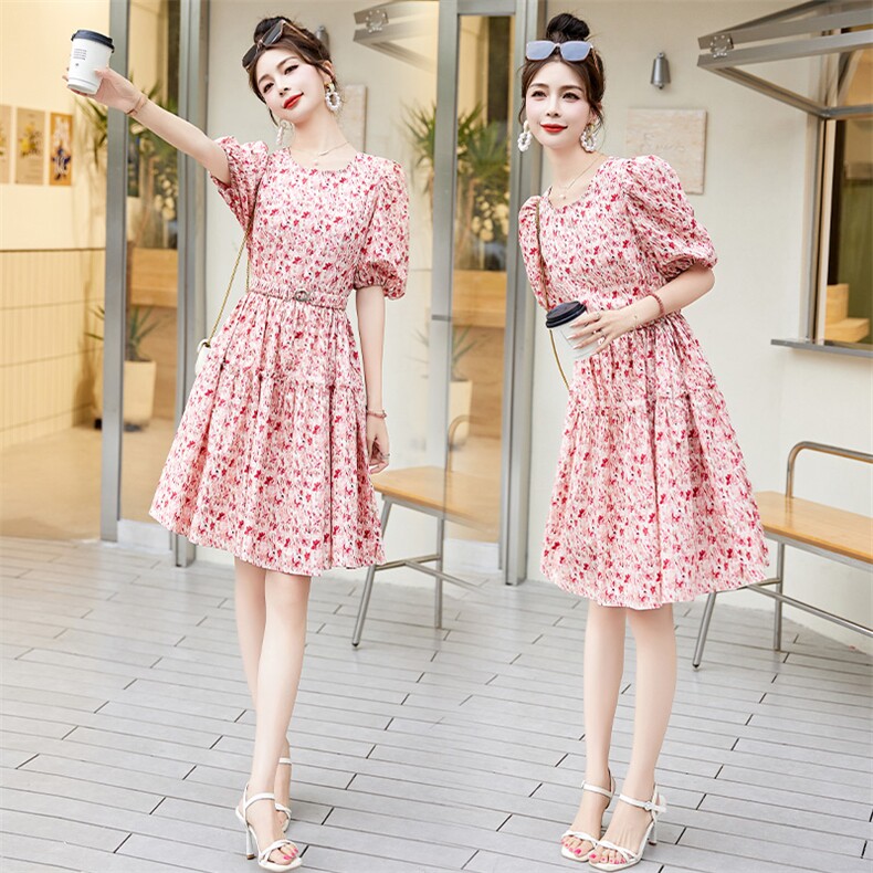 纯棉碎花连衣裙女小个子2023夏季新款收腰显瘦气质泡泡袖减龄裙子，女装连衣裙，布芭啦