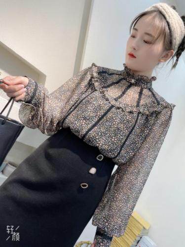2021春季新款碎花打底衫，女装，云落伊里