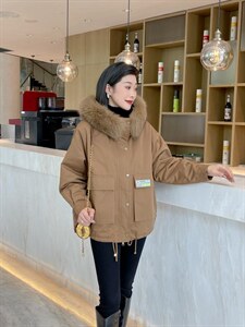 狐狸毛领派克图片