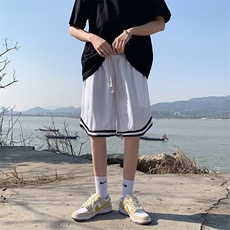 白色