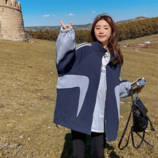 高级小众休闲运动三条杠蓝色卫衣外套女春秋超火好看宽松夹克上衣，女装短外套，浙宝182A