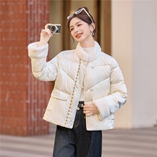 现货2025冬装新款中式古典羽绒服时尚气质百搭风保暖外套修身潮，女装羽绒服，唯婧