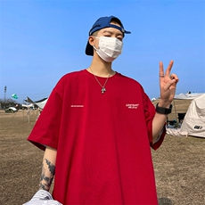 酒红色