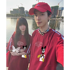 抖音得物高品质二开240克宽松纯棉美式潮牌三条杠织带短袖T恤，男装T恤，电商A486