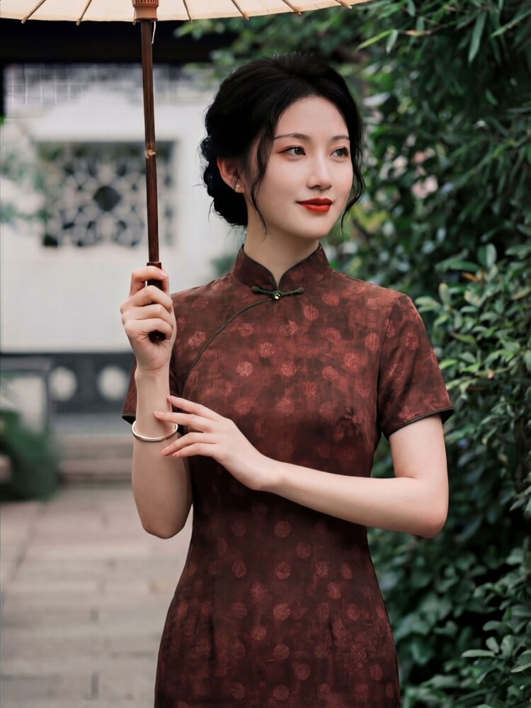 夏季新品时尚气质金丝提花香云纱品质真丝喜庆中长款旗袍裙,女装汉服/婚纱/旗袍/礼服,媚琳依坊