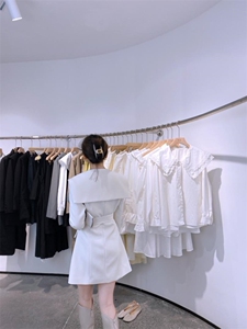 西装裙图片