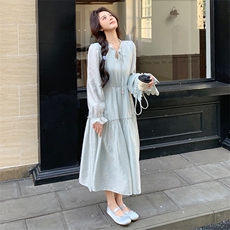 蓝色清新减龄连衣裙女2025春季新款高腰显瘦少女感吊带，女装连衣裙，2C220