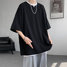 黑色