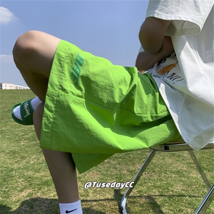 粉色透气速干休闲沙滩运动短裤男潮牌居家睡裤篮球4分裤子夏薄款图片