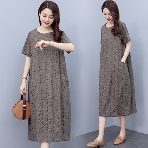 欧洲站复古百搭中长裙大码宽松休闲短袖印花过膝气质民族风连衣裙图片