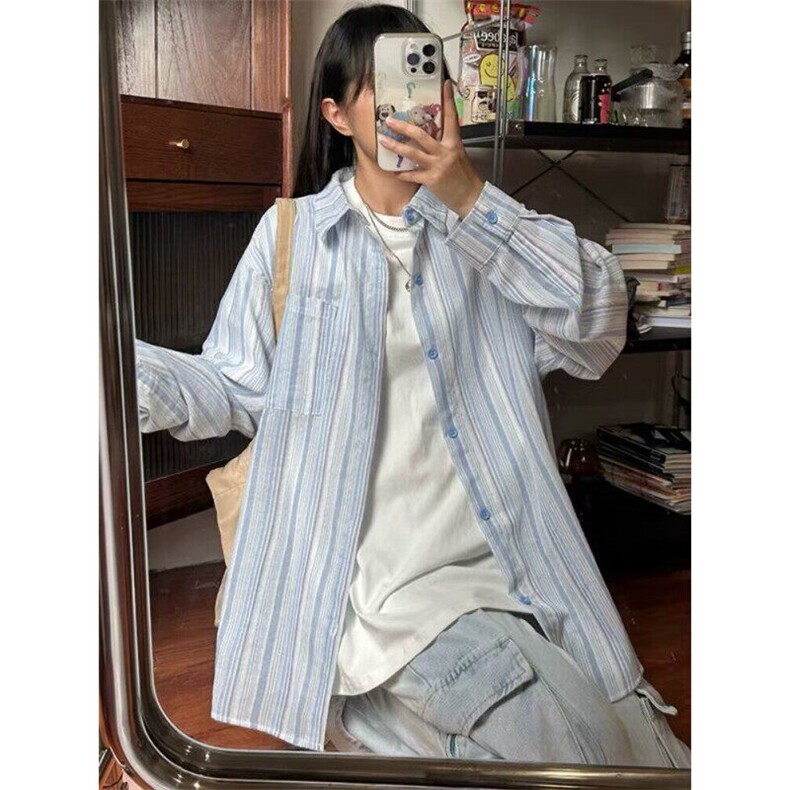 蓝色条纹长袖薄款防晒衬衫2025夏新款慵懒设计感外套开衫上衣图片