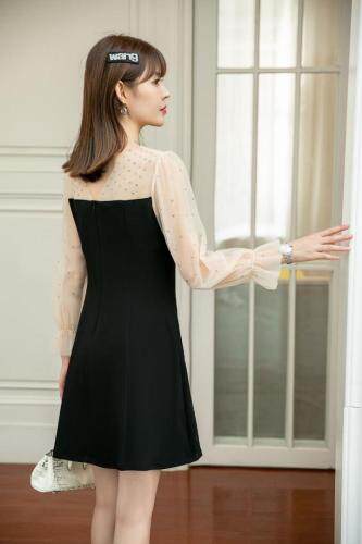 （现货）连衣裙，女装连衣裙，伊娜蕾尔