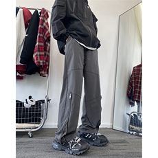 深灰色
