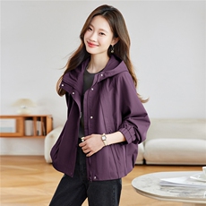 时尚休闲连帽短款风衣外套女2026秋季新款宽松百搭工装风夹克上衣，女装短外套，慕咨