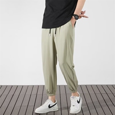 绿色