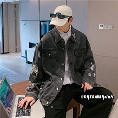 黑色