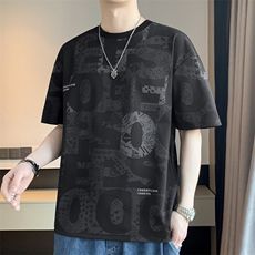 黑色