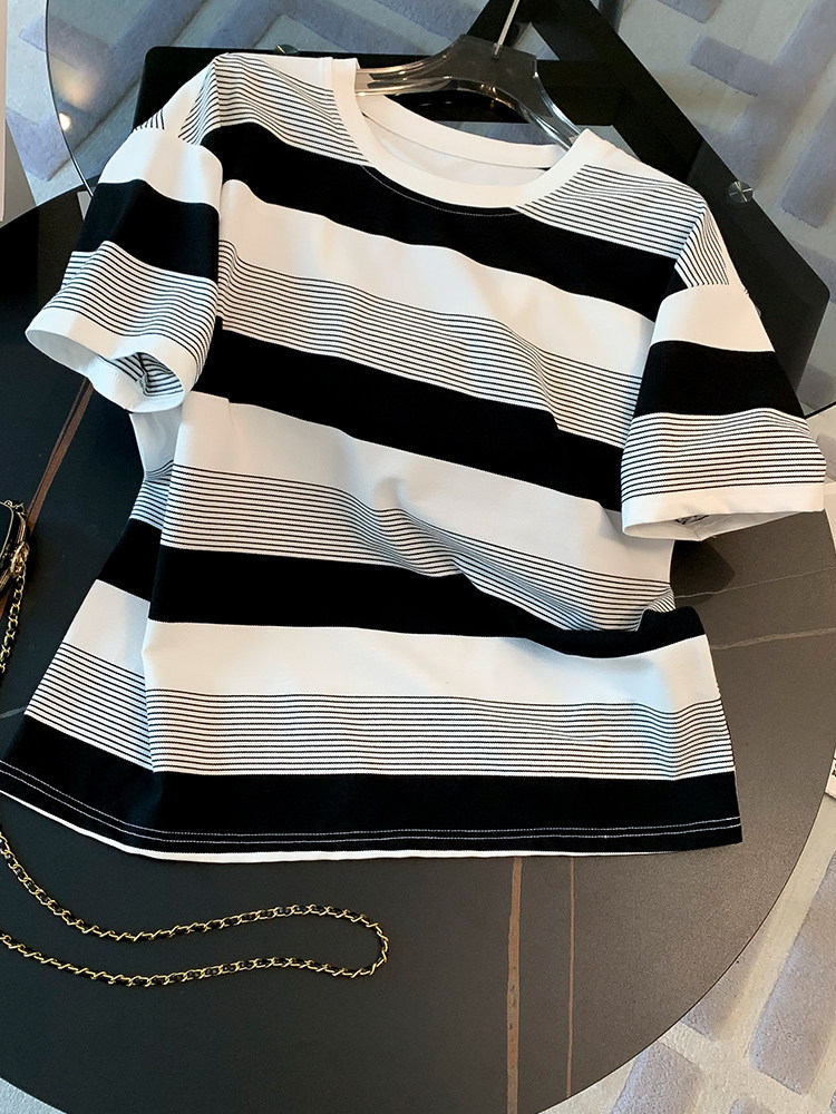 高级感时尚潮流套装女夏新款宽松圆领条纹短袖上衣阔腿短裤两件套,女装套装/套裙,江南