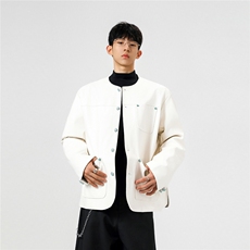 白色