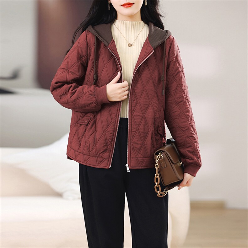 长期现货时尚休闲早春秋夹棉外套女短妈妈装2026新款小个子棒球服，女装短外套，璐依舞