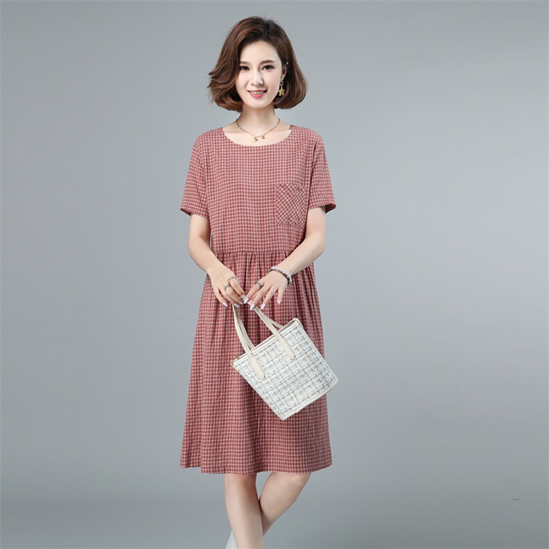 2021年夏季中长款通勤韩版a字裙40-49周岁套头圆领短袖格子裙,女装连衣裙,伊满意