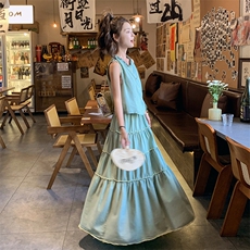 韩范套裙女2024年夏新款女装时尚气质木耳边无袖上衣半身裙两件套，女装套装/套裙，冬木谷雨