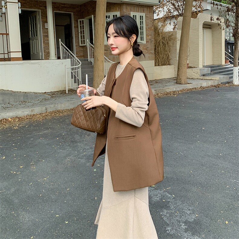 卡其色休闲减龄连衣裙套装女2025春季新款韩版显瘦马甲长裙两件套,女装套装/套裙,2C115