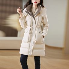 90白鸭绒羽绒服2023新款时尚流行收腰加厚洋气外套，女装羽绒服，雅佳俏