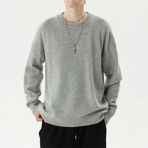 YK86032-P35 腈纶45%锦纶24.3%聚酯纤维30.7% 圆领纯色毛衣男秋冬图片
