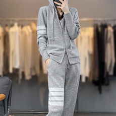 女士羊毛套装休闲舒适显瘦羊毛连帽开衫两件套，女装套装/套裙，暖思雅