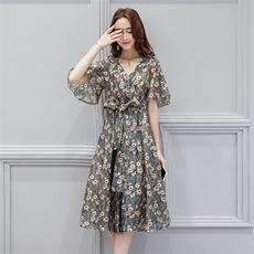 连衣裙2020年夏季长裙时尚显瘦修身花色潮流优雅简约V领，女装连衣裙，众宇琦