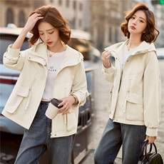 2026年春季新款时尚连帽休闲外套，女装短外套，依路服饰