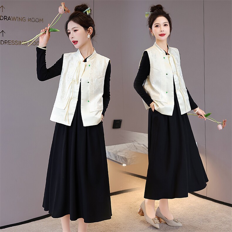 现货新中式套裙女2024年春季新款提花复古盘扣马甲连衣裙两件套，女装套装/套裙，时尚俏佳人