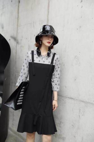 假两件套连衣裙，女装连衣裙，琪轩蔓莎