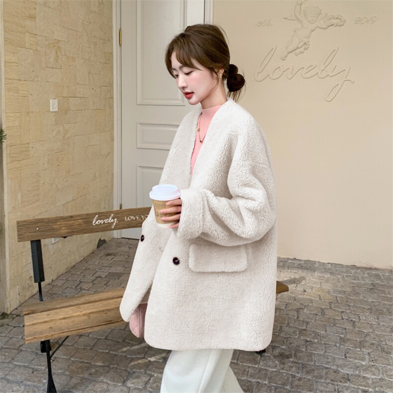 玫粉色皮毛一体羊羔毛外套女秋冬2025新款小香风女神范超好看，女装短外套，浙宝128A