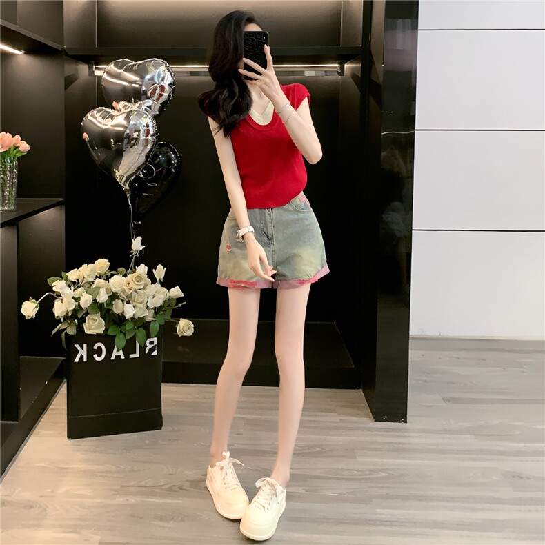 气质显瘦时尚套装女夏新款V领撞色拼接短袖针织衫牛仔短裤两件套,女装套装/套裙,江南