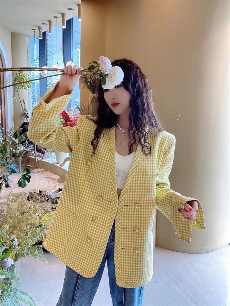 春装外套，三个色，二个码，其它，艾丽贝儿