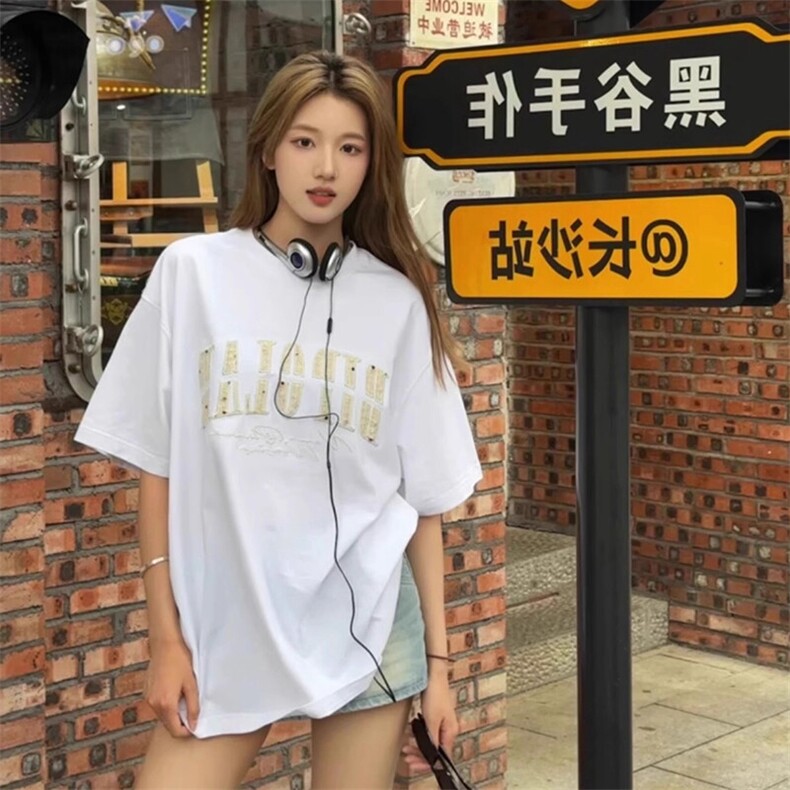 万针全刺绣工艺抖音得物高品质260克重磅纯棉双纱美式高街短袖T恤图片
