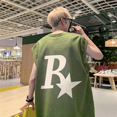 豆绿色