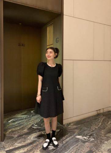 夏款珍珠领小香风连衣裙，女装连衣裙，U·M