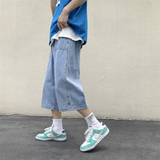 蓝色