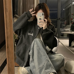 2026春季新款港风日系复古纽扣立领开衫棒球服外套女JK1408-P85